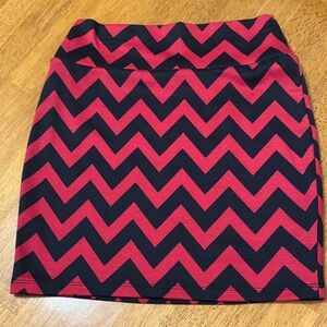 Chevron Patterned Skirt - Black and Dark Red—size medium